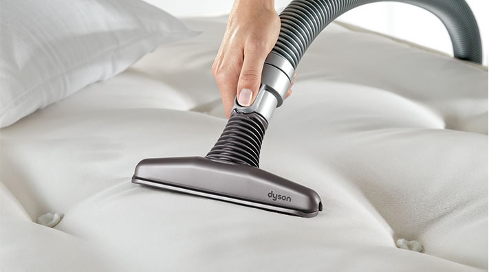 vacuum-mattress-crevice-tool