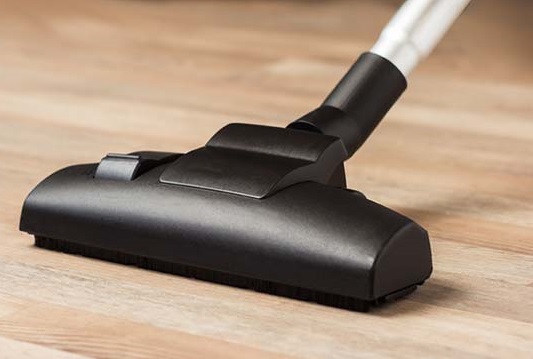 vacuum-cleaner-for-wooden-floors