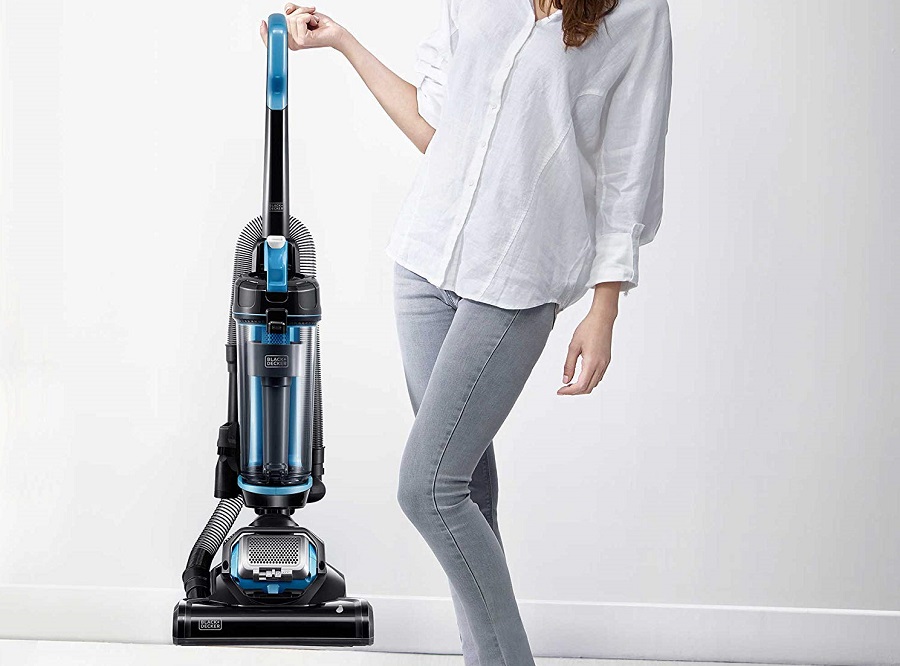 Black-&-Decker-AIRSWIVEL-Ultra-Light-Upright-Vacuum-Cleaner
