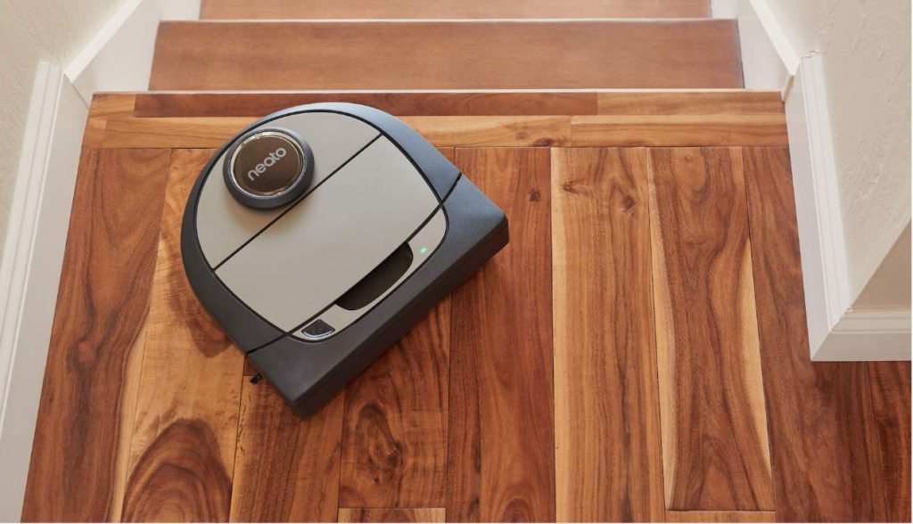 Neato-D7-Connected-Laser-Guided-Robot-Vac