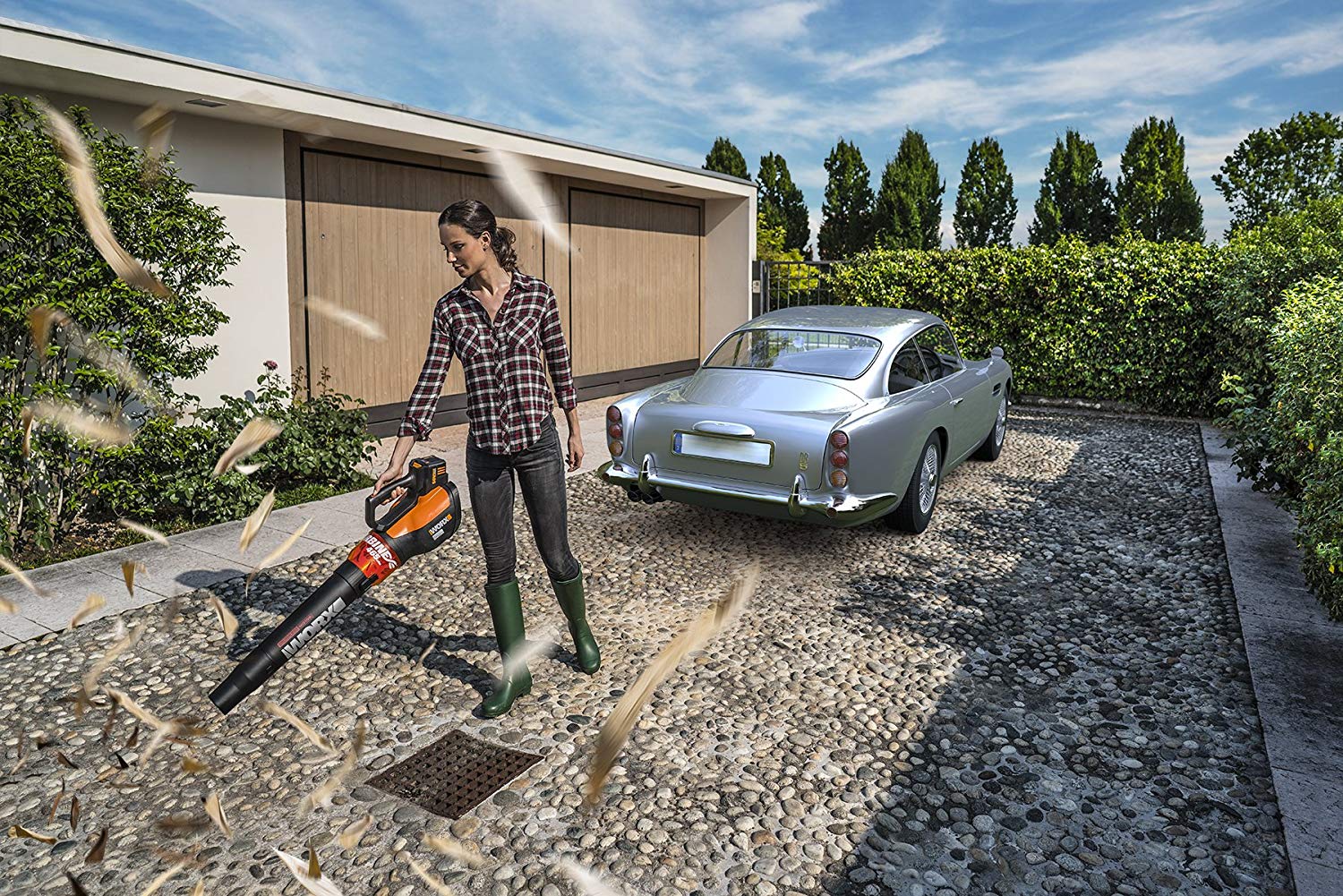 The Best Leaf Blower for Pine Needles (2021) Smart Vac Guide