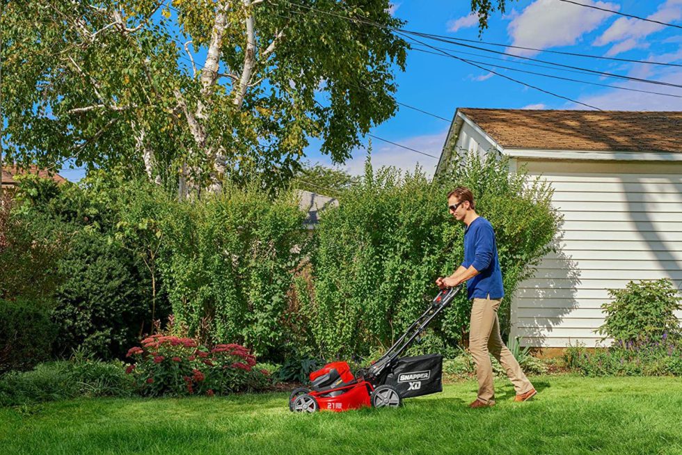 Snapper 82v Lawn Mower Review | An Electric Self-Propelling Mower for ...