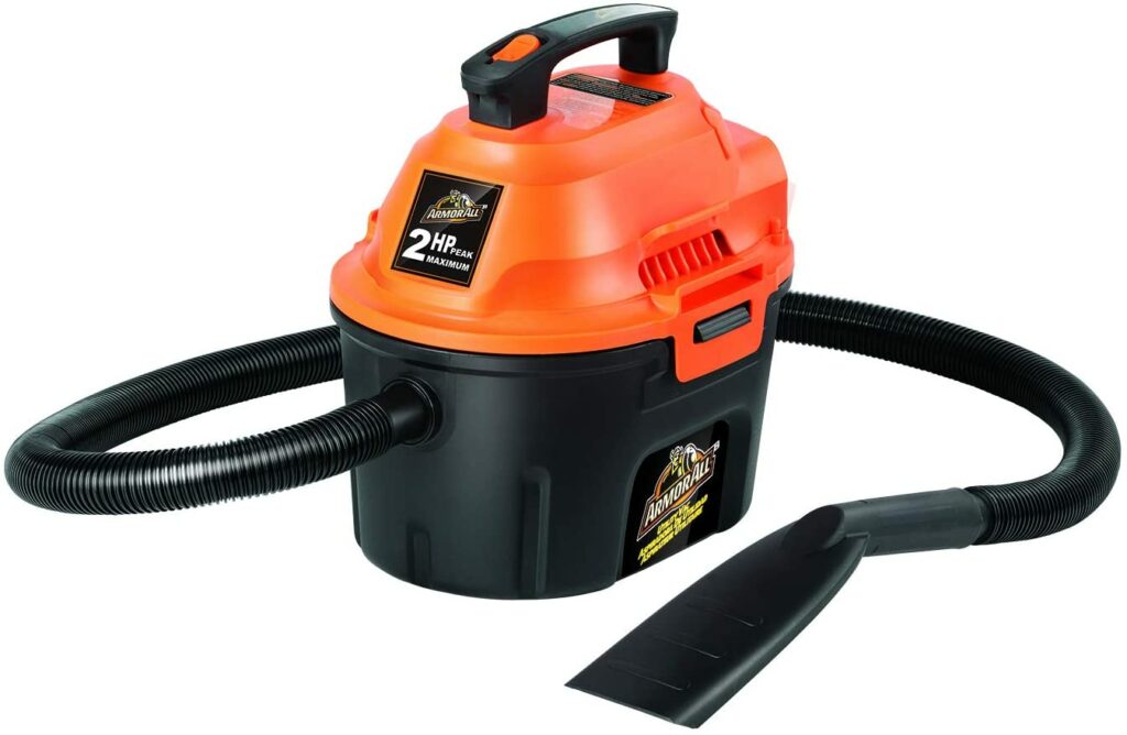 Vacuum-Cleaners-For-The-Garage-2020