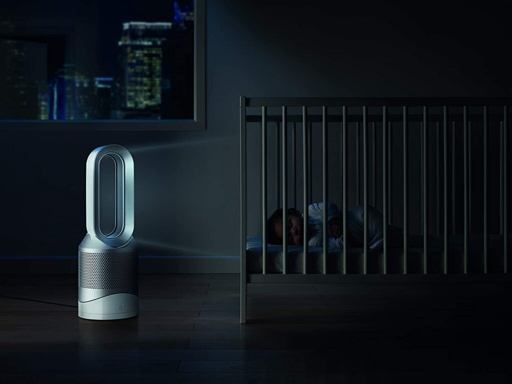 Dyson Pure-Hot-Cool,-HP01-HEPA-Air-Purifier-nighttime