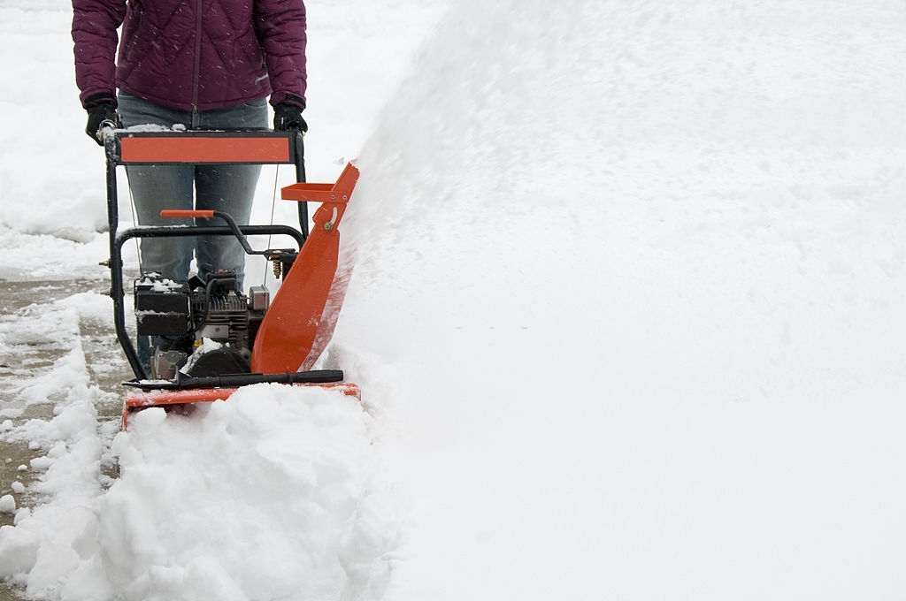 2-stage-snow-blowers-ground-surfaces