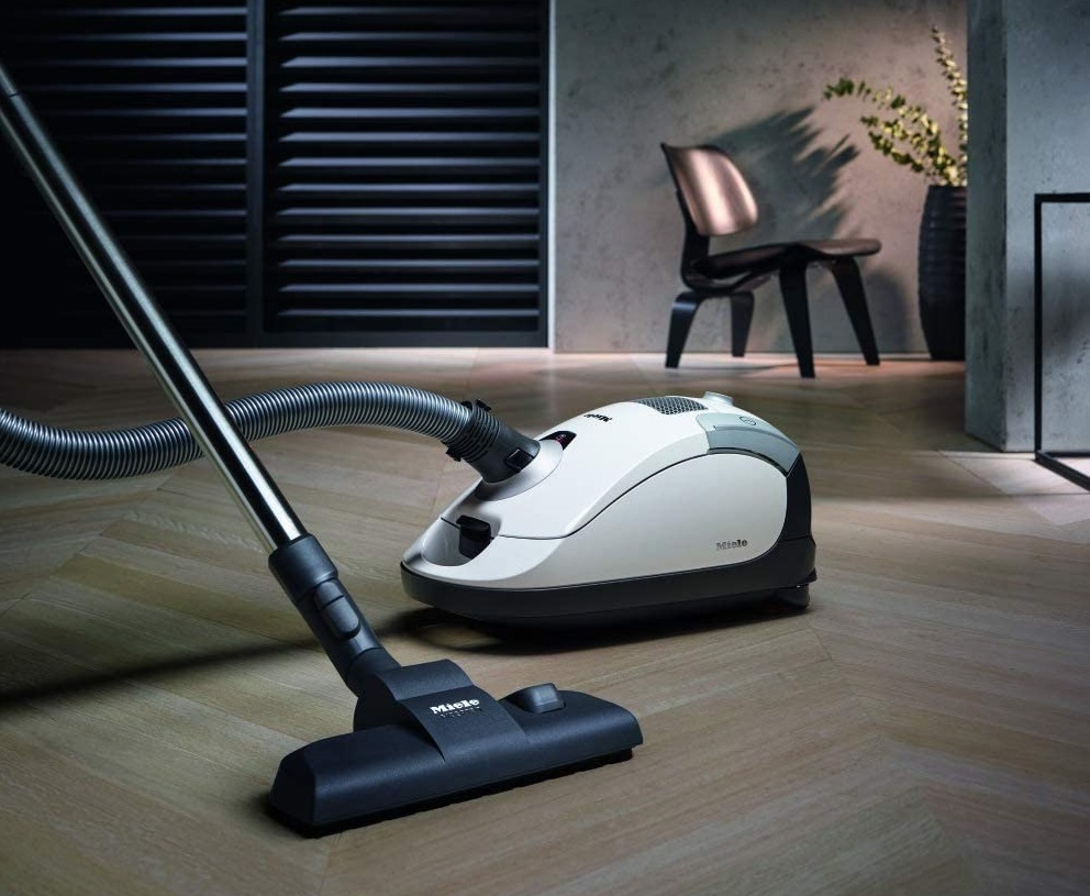 Best Bagged Canister Vacuum Cleaners 2021 Our List of Powerful Models