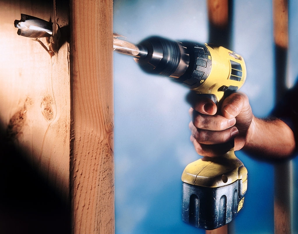 uses-of-cordless-drill