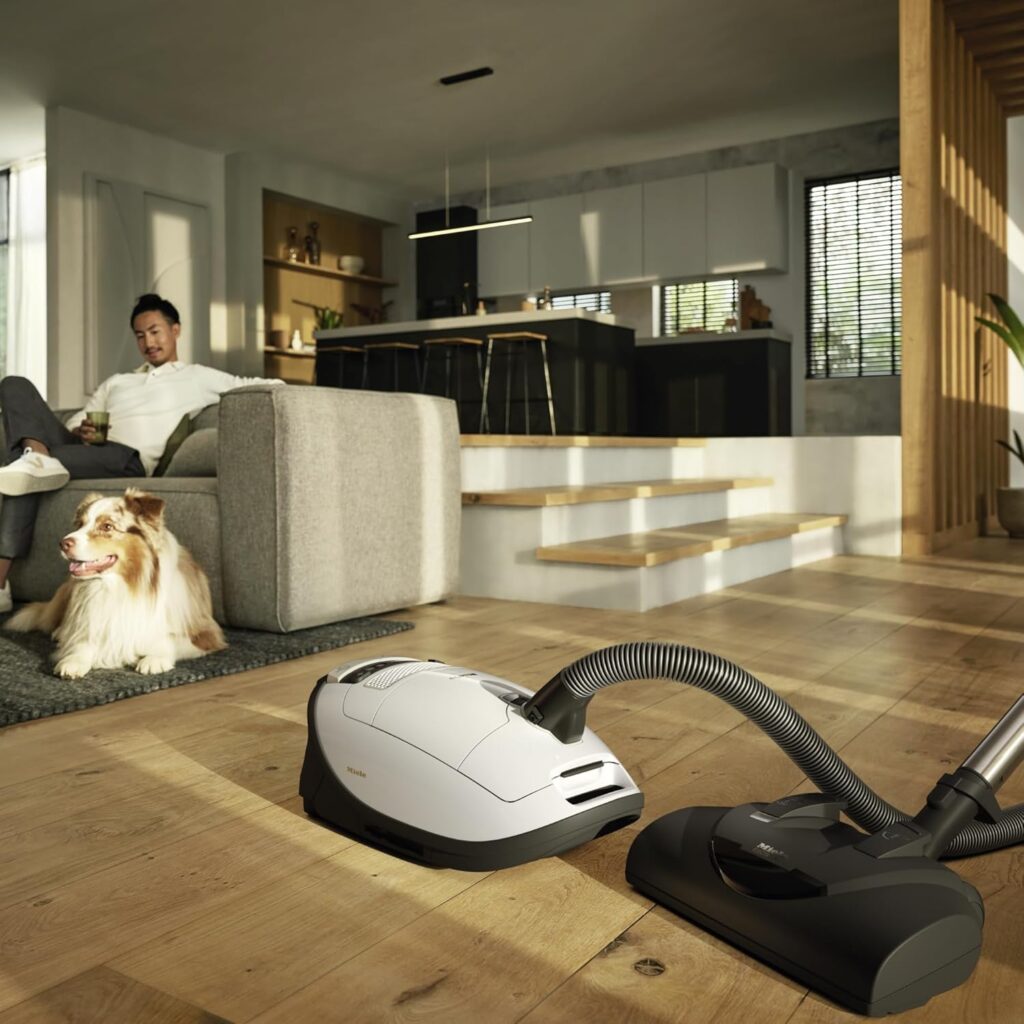 Miele-Complete-C3-Cat-and-Dog