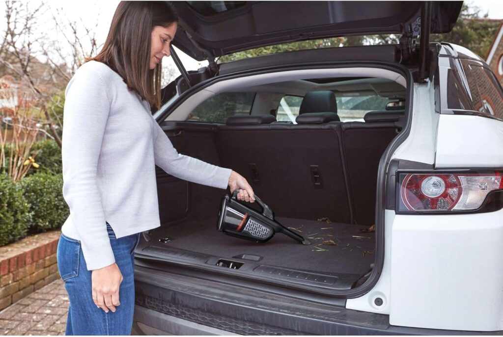 Black-and-Decker-Dustbuster-Advanced-Clean+