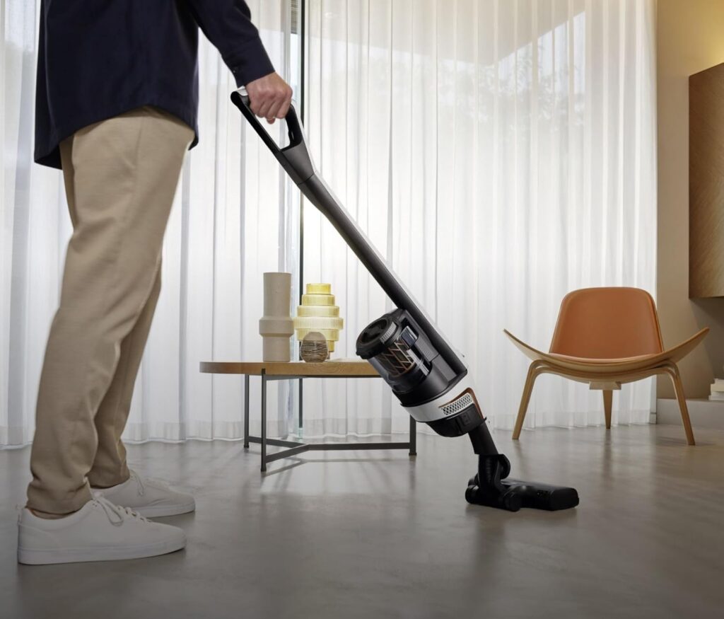 Best-Vacuum-Cleaners-for-Bare-Floors