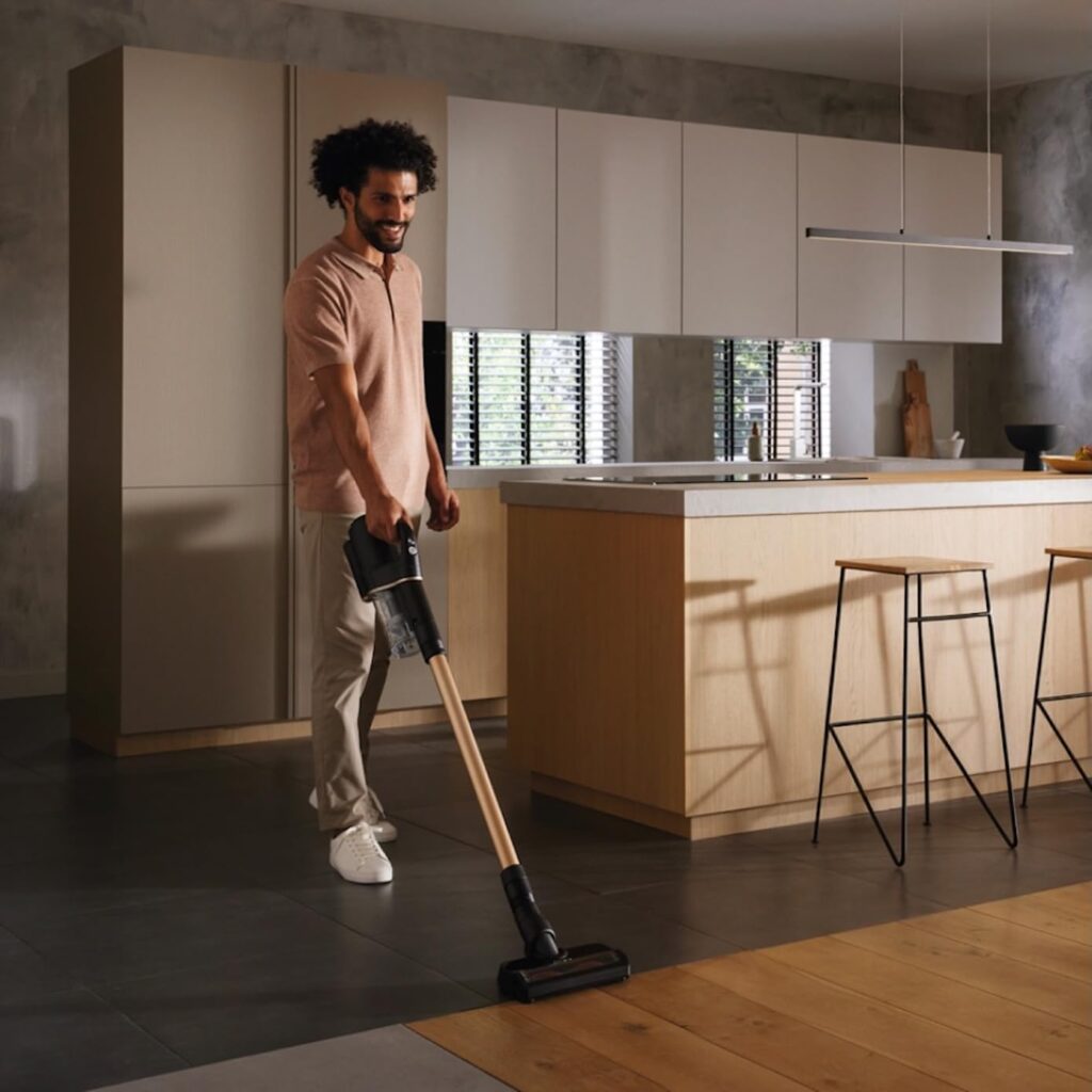 Miele-Duoflex-HX1-Total-Care-Cordless-Vacuum