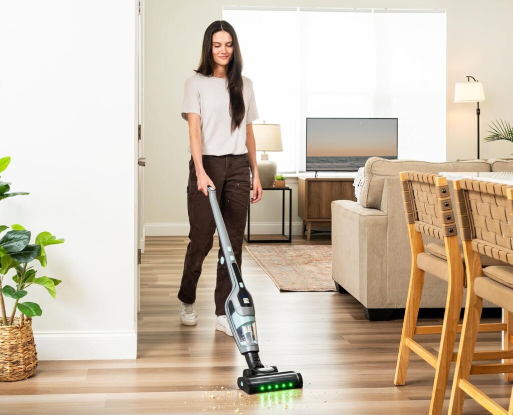 Kenmore-200-Series-DS2010-Cordless-Stick-Vacuum