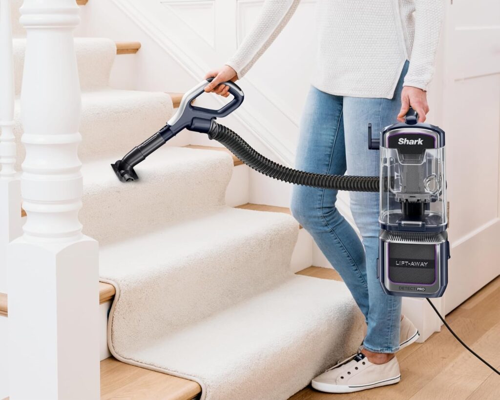 Shark-LA742-Detect-Pro-Speed-Lift-Away-Review-review