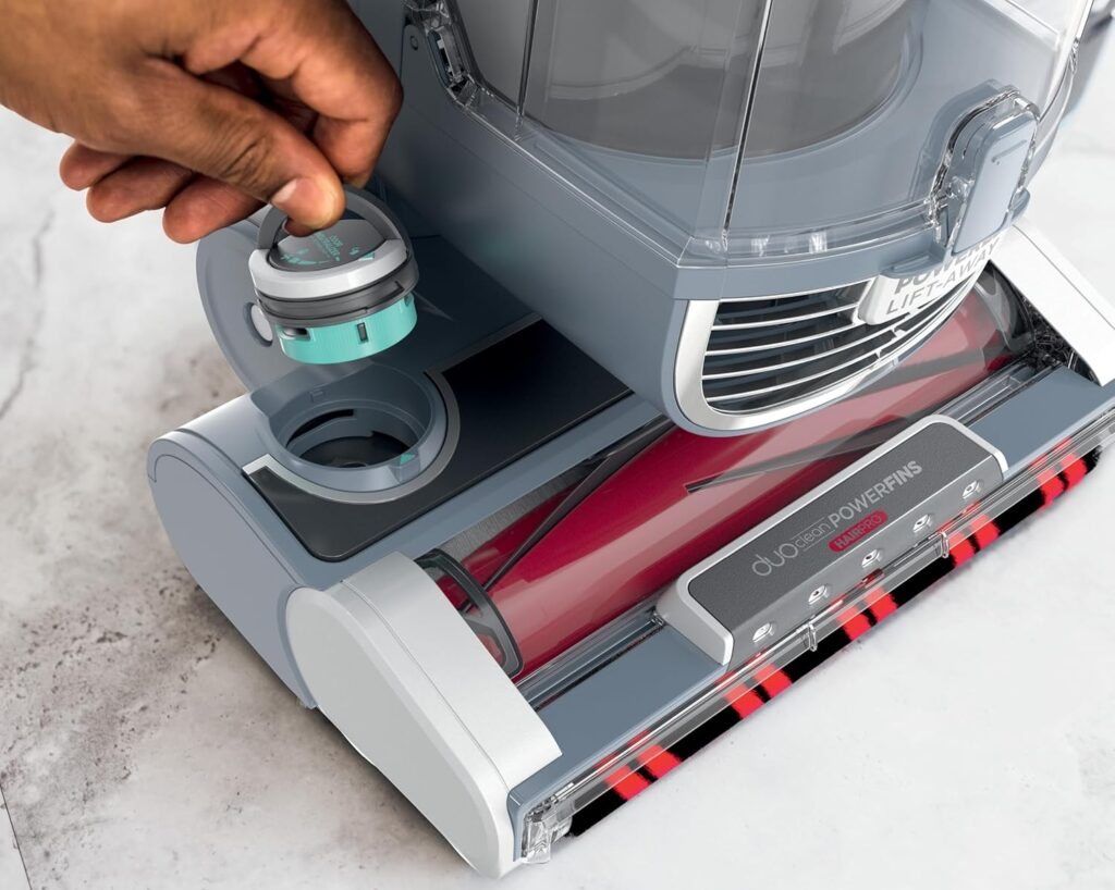 Shark-UV2500-Performance-Powered-Lift-Away-Upright-Vacuum
