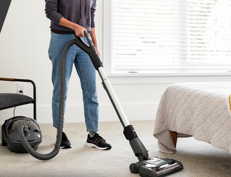 Best-Canister-Vacuums-for-High-Pile-Carpet