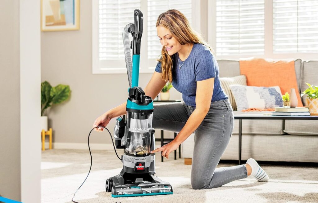 Bissell-3534-CleanView-Rewind-Pet-Bagless-Vacuum
