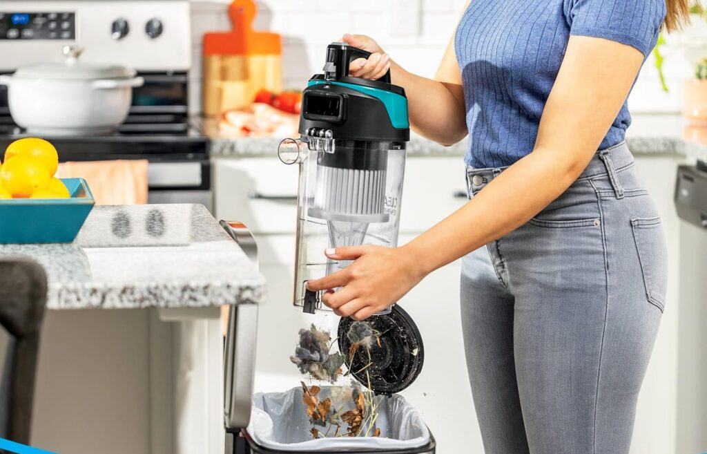 Bissell-3534-CleanView-Rewind-Pet-Bagless-Vacuum