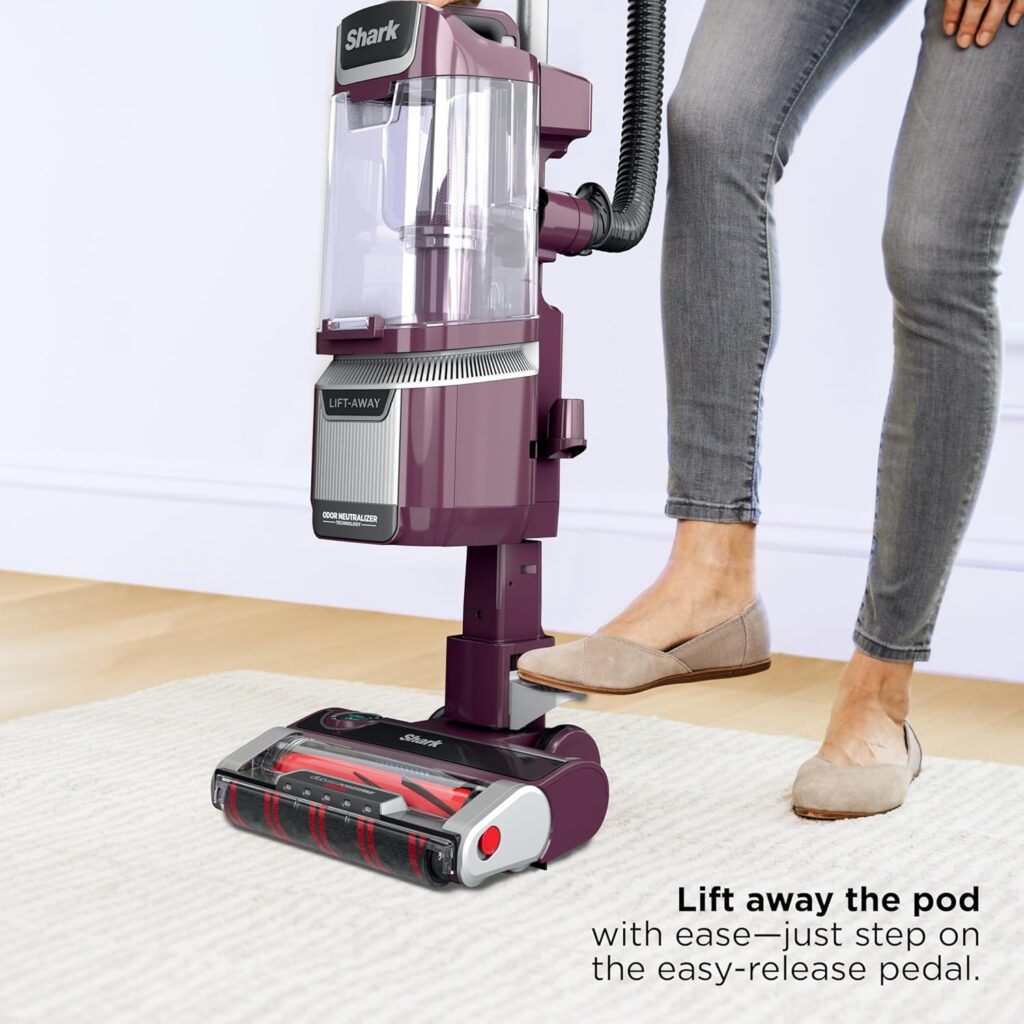 Shark-LA702-Rotator-Pet-Lift-Away-Vacuum-Review