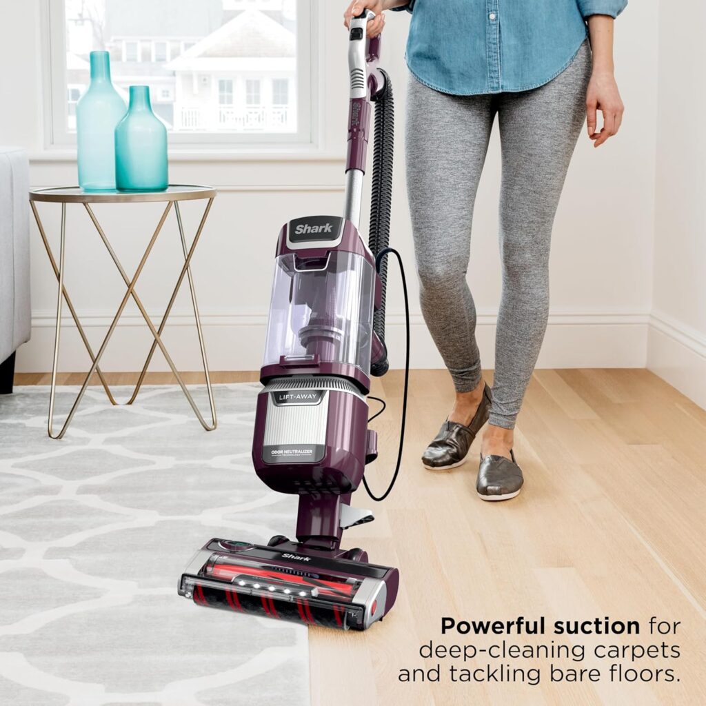 Shark-LA702-Rotator-Pet-Lift-Away-Vacuum-Review