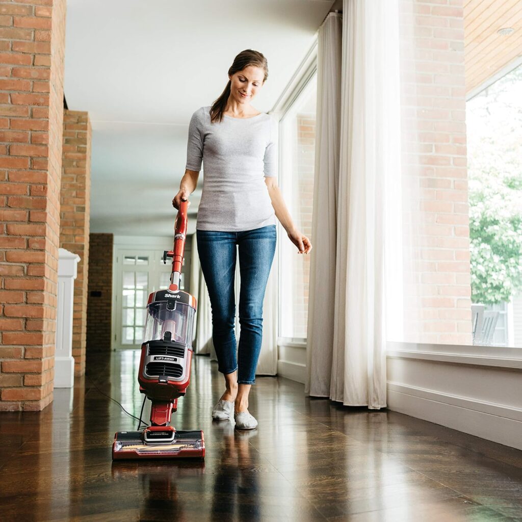 Shark-ZU561-Navigator-Lift-Away-Upright-Vacuum