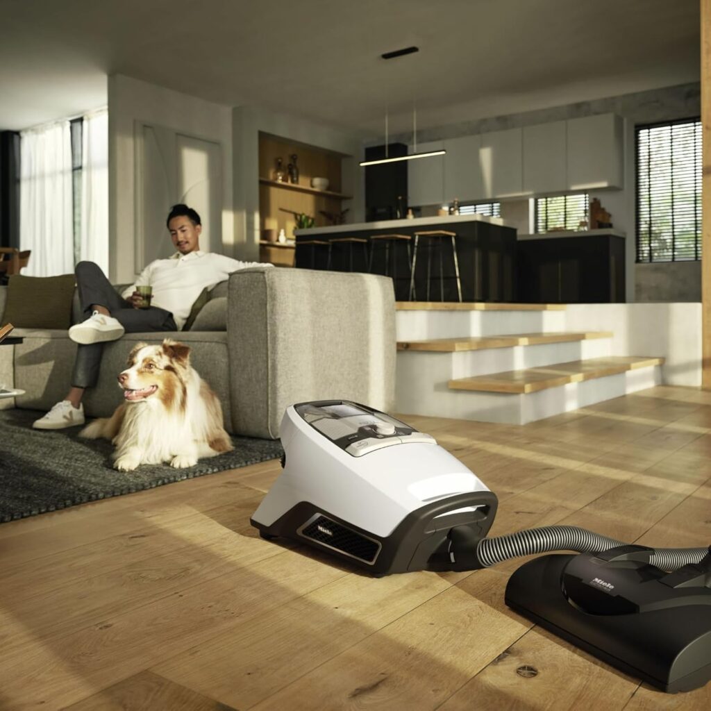 Miele-Blizzard-CX1-Cat-&-Dog-Bagless-Canister-Vacuum